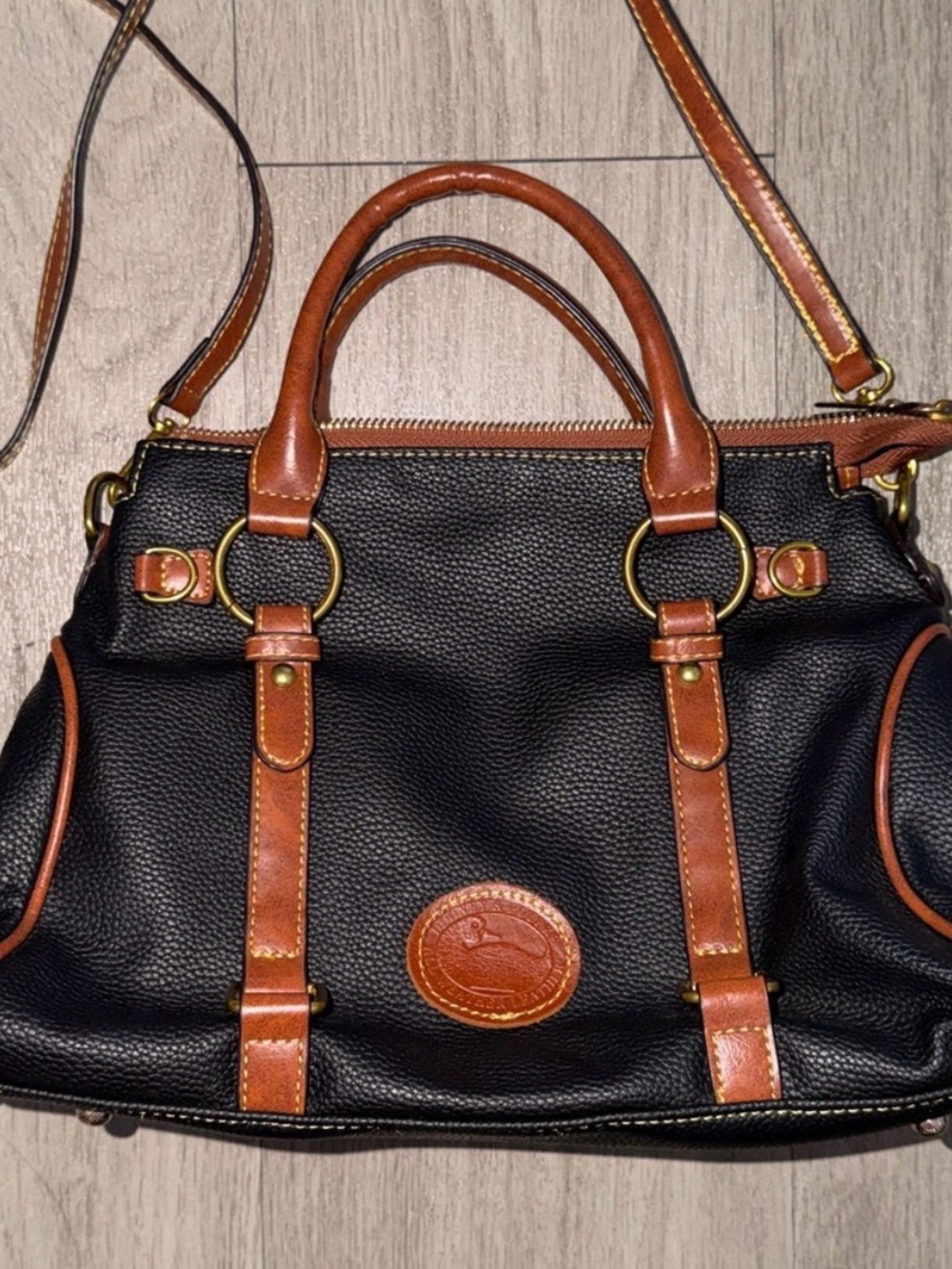 Dooney & Bourke bag